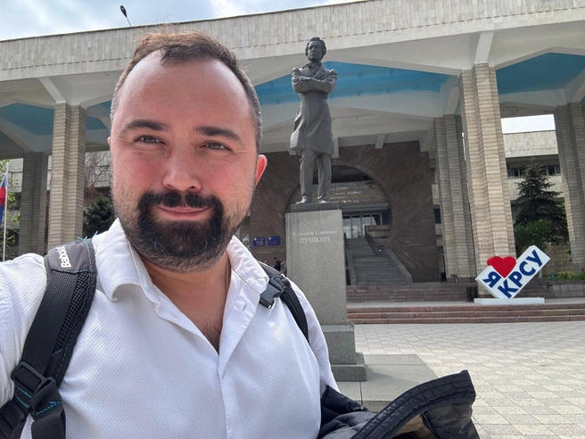 Памятники мастерской стоят по всей стране | Источник: герой публикации