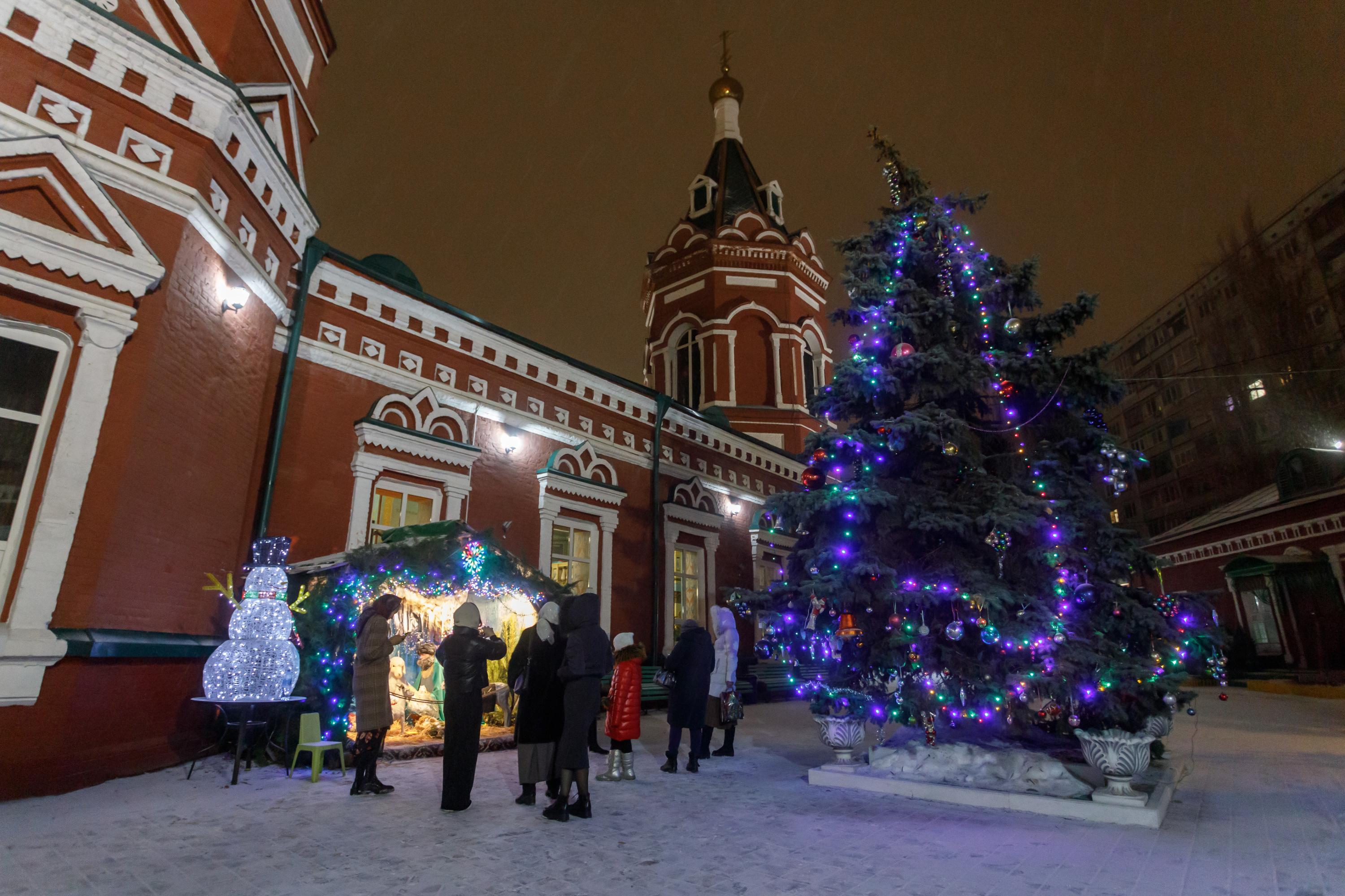 Городской исследователь шокировал настоящей историей новогодних традиций -  7 января 2024 - V1.ру