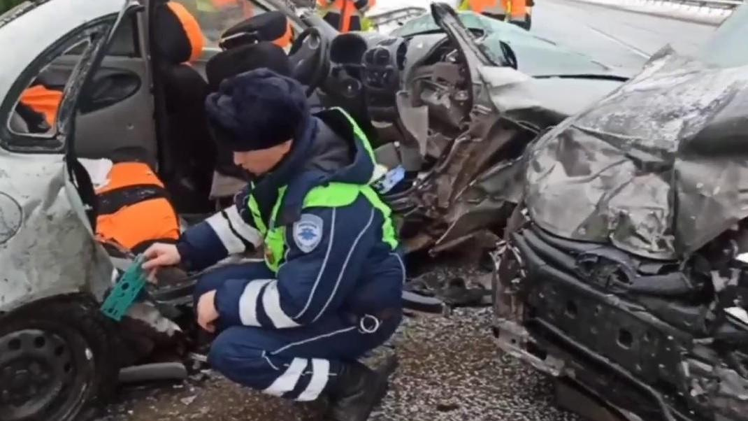 В ДТП под Добрянкой погибли два человека, еще пятеро пострадали