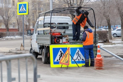 January thaw destroys city roads in Volgograd