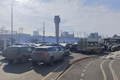 Пробки на площади Гайдара усилились после часа пик