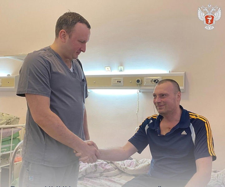 В Центре Бакулева спасли жизнь мужчине, который принял последствия травмы груди за издержки курения