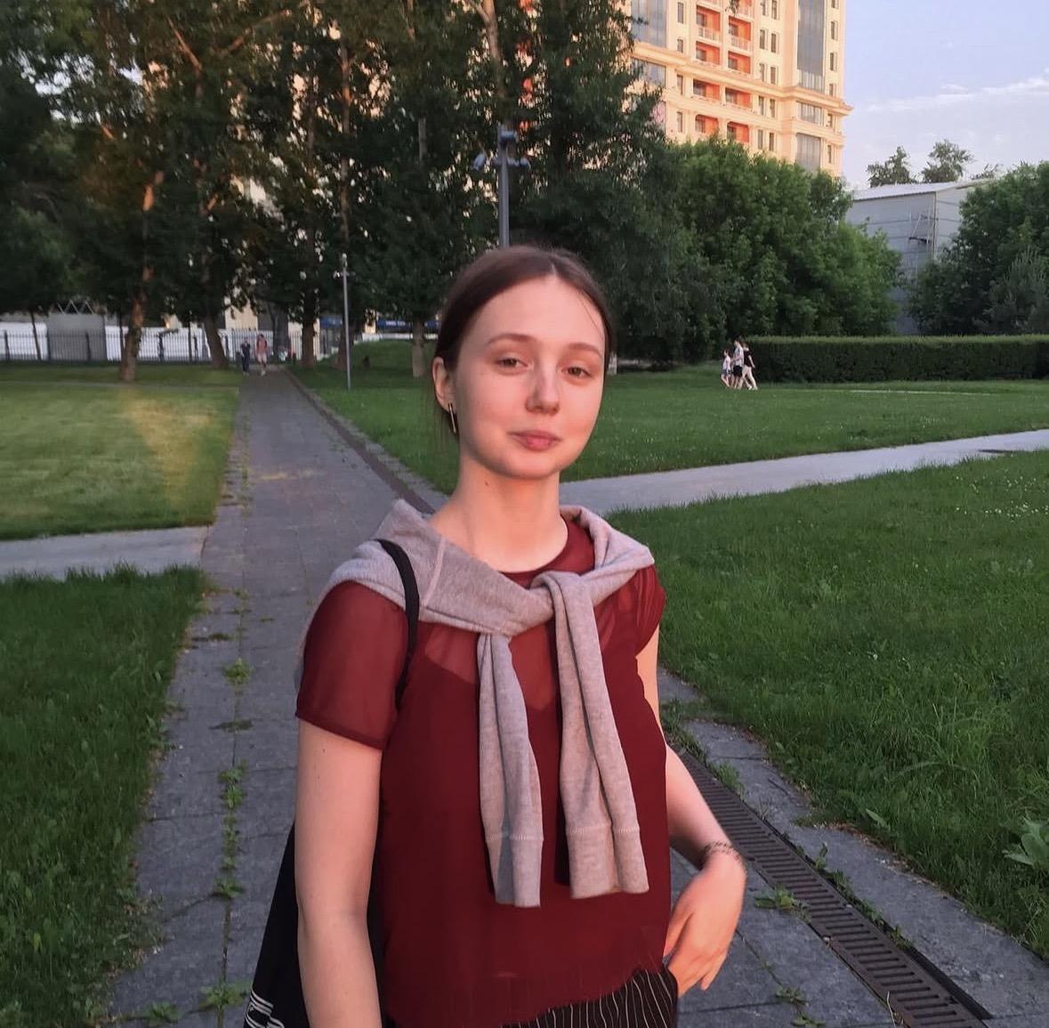  Неожиданный брак и быстрый развод: зачем Катя Старшова выходила замуж на неделю? 