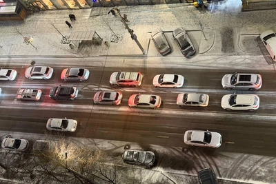 Снегопад в Ростове: пробки 9 баллов, дороги парализованы