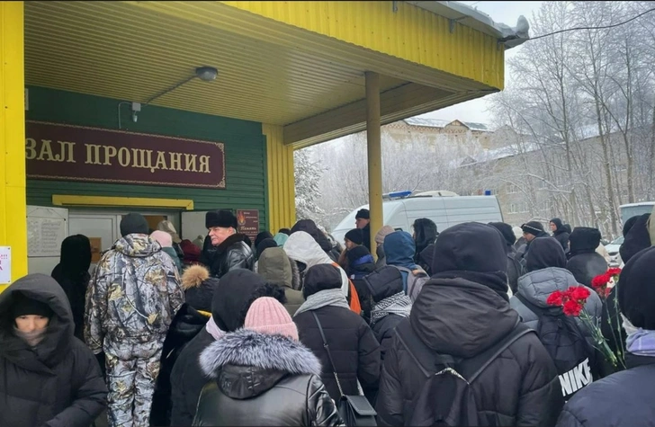 Ангел, который улетел на небо с мамой. В Нижневартовске похоронили погибших при взрыве газа