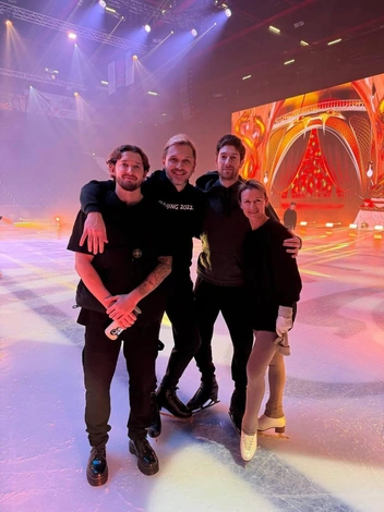 Фигуристы готовились к ледовому шоу  | Источник: xam_trankov / Instagram *принадлежит компании Meta, признанной экстремистской организацией и запрещенной в РФ.