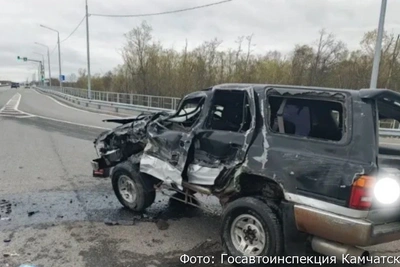 На Камчатке пять машин столкнулись на трассе Морпорт – Аэропорт