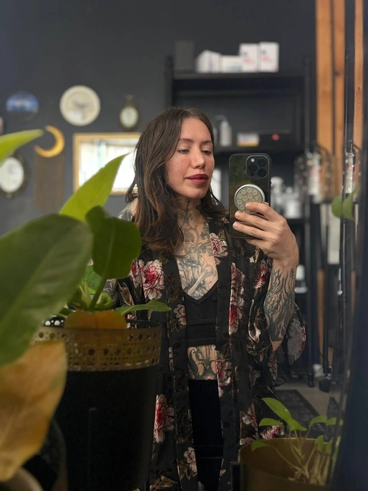 Сейчас у девушки своя студия тату | Источник: Евгения Зырянова