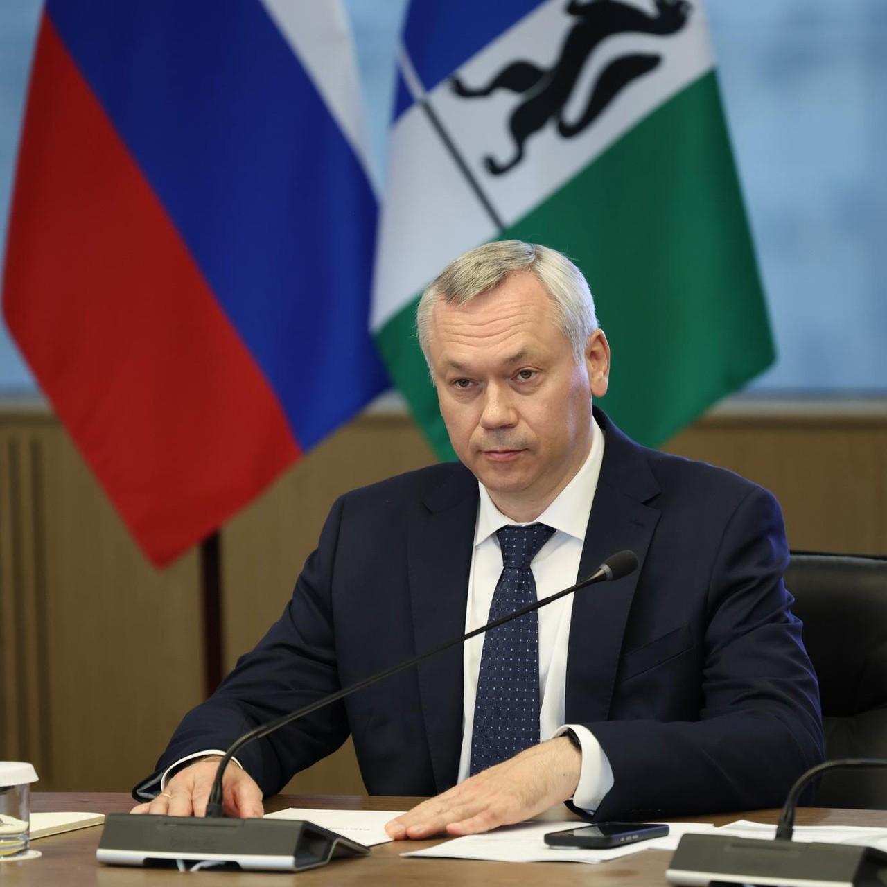 <p>Андрей Травников</p>