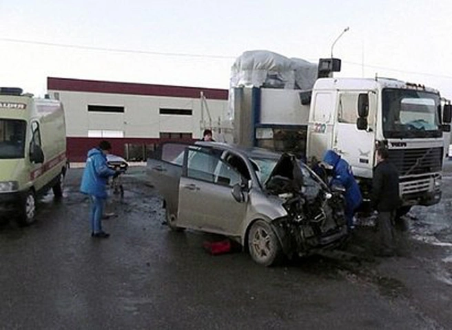 Полиция разыскивает очевидцев смертельного ДТП на Южной окружной дороге | ya62.ru