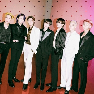 Нетизены обсуждают странную деталь с концерта BTS 2021 Muster Sowoozoo