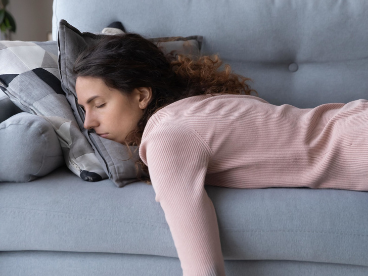 Силы на исходе: 9 причин, почему вы постоянно устаете — перестаньте это делать