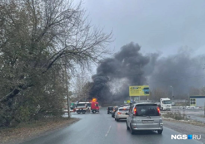Пожар произошел в Советском районе  | Источник: читатель НГС