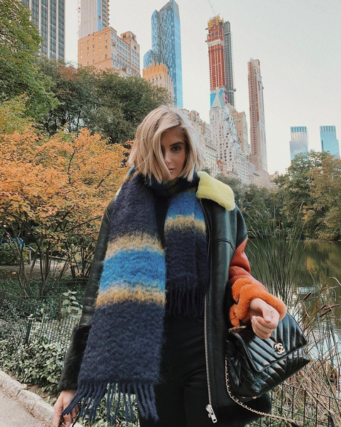Как носить модный шарф в 2019 году? 9 идей от блогеров