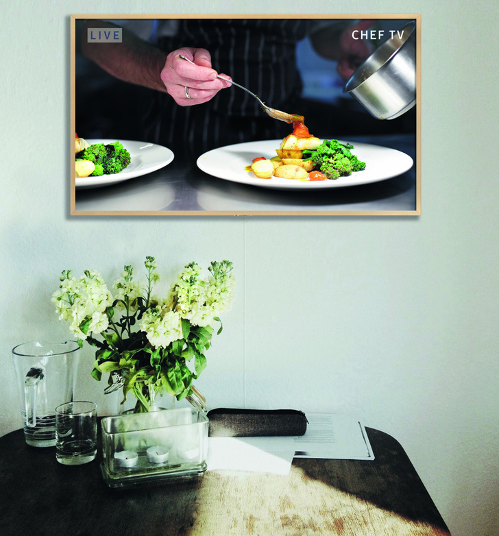 Телевизор - картина Samsung The Frame — искусство в интерьере фото [9]