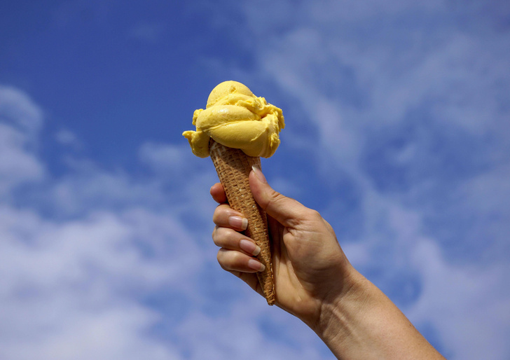 Вкусная помощь: 5 способов есть мороженое в жару, чтобы охладиться и похудеть