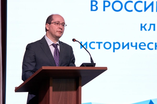 Более 100 исследователей обсудили проблемы исторической памяти и социальные аспекты прошлого | Источник: САФУ