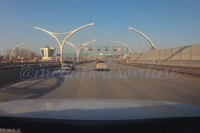 На ЗСД в Петербурге автомобиль ехал по «встречке»