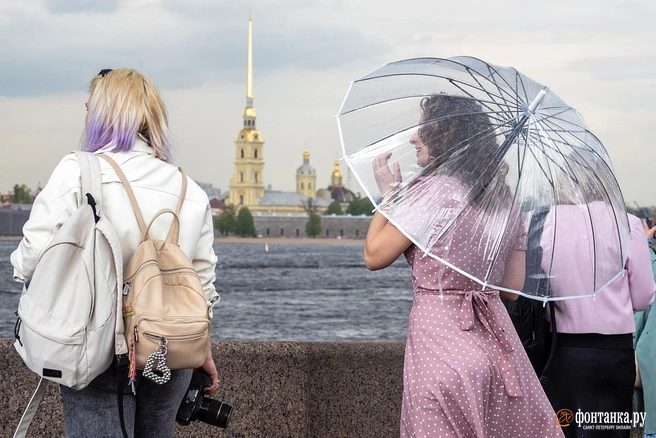 Жара и ливни. На сколько Москва перегнала Петербург по количеству осадков в июле | Источник: Огнев Михаил / «Фонтанка.ру»