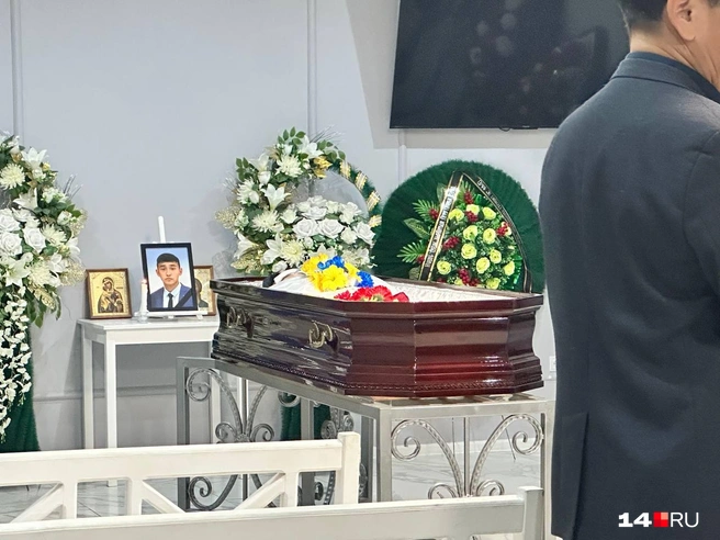 Панихида | Источник: Илья Константинов / 14.RU