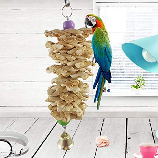 Погрызунчик для попугаев из натуральных материалов