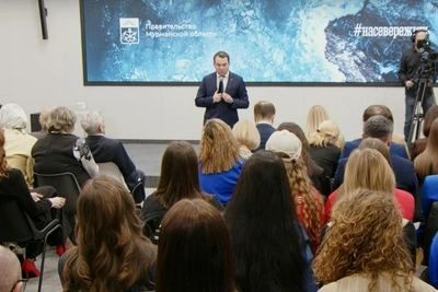 Governor Chibis faces sharp question on medical oddities