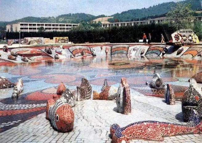 Уникальные мозаичные комплексы продолжают разрушаться | Источник: sochi.ru
