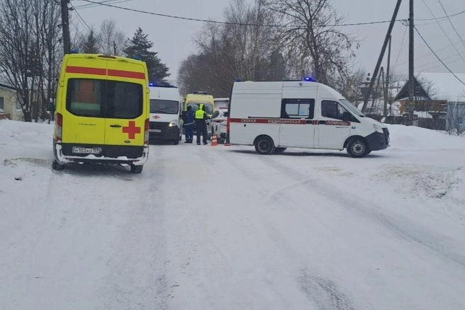 Медицинская помощь понадобилась и водителям автобусов, и пассажирам | Источник: Александр Пермяков / Vk.com