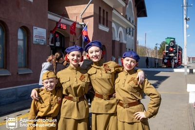 Первые майские праздники в Благовещенске собрали около 16 тысяч человек