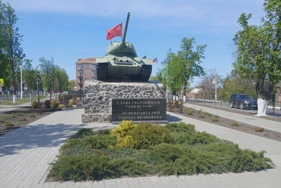 Ямал помог восстановить мемориалы в Волновахе