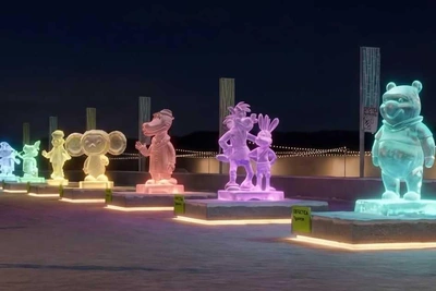 Ледовые скульптуры в Якутске в честь юбилея Союзмультфильма