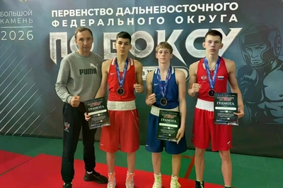 Три бронзы сахалинцев на первенстве ДФО по боксу