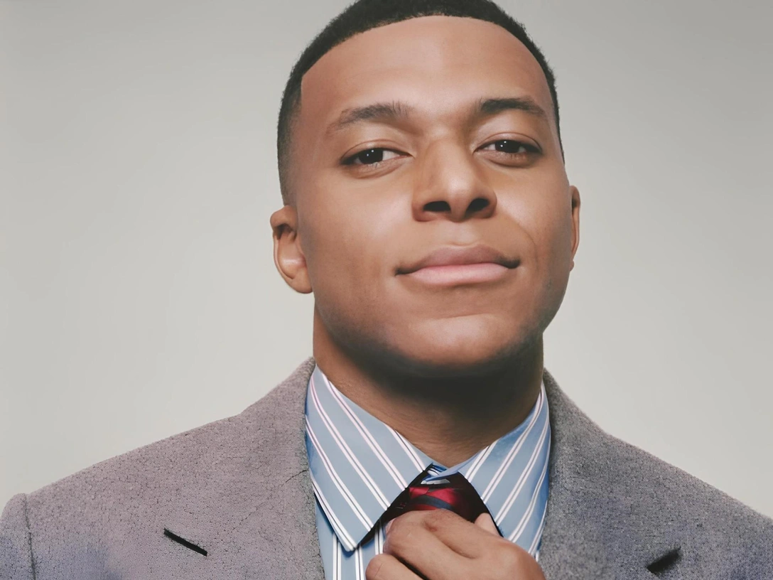 Киллиан Мбаппе стал новым амбассадором Dior | marieclaire.ru