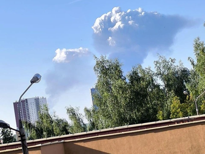 Нижегородцы делятся кадрами огромного столба дыма, который виден в районе Кстова | Источник: читатель NN.RU