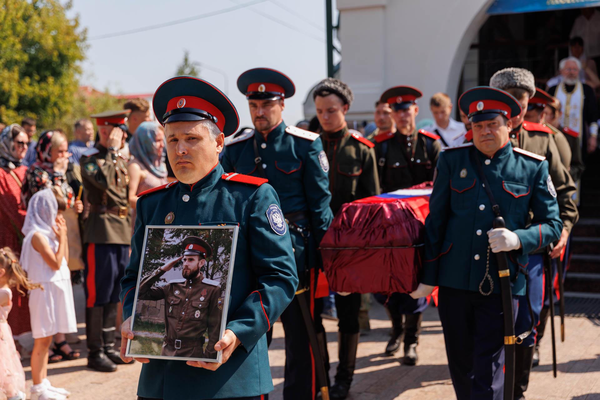 Как в Тюмени хоронили первого казака, погибшего в СВО: тюменцы, погибшие в  спецоперации на Украине - 6 июля 2023 - 72.ру