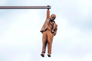 Мини-тест для знатоков психологии: Угадайте, кому принадлежит цитата — психологу или нейросети