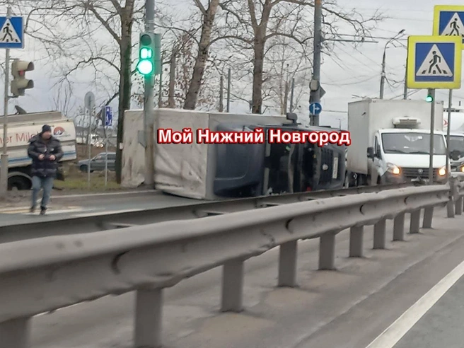 ДТП стало причиной образования затора на Московском шоссе в Нижнем Новгороде | Источник: Мой Нижний Новгород / Telegram
