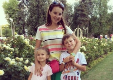 Ирина Слуцкая празднует день рождения дочери