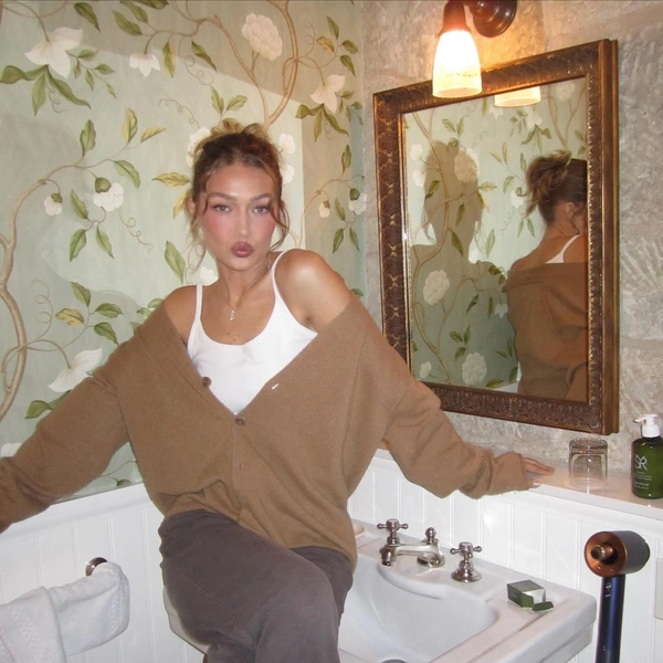 Источник: @gigihadid