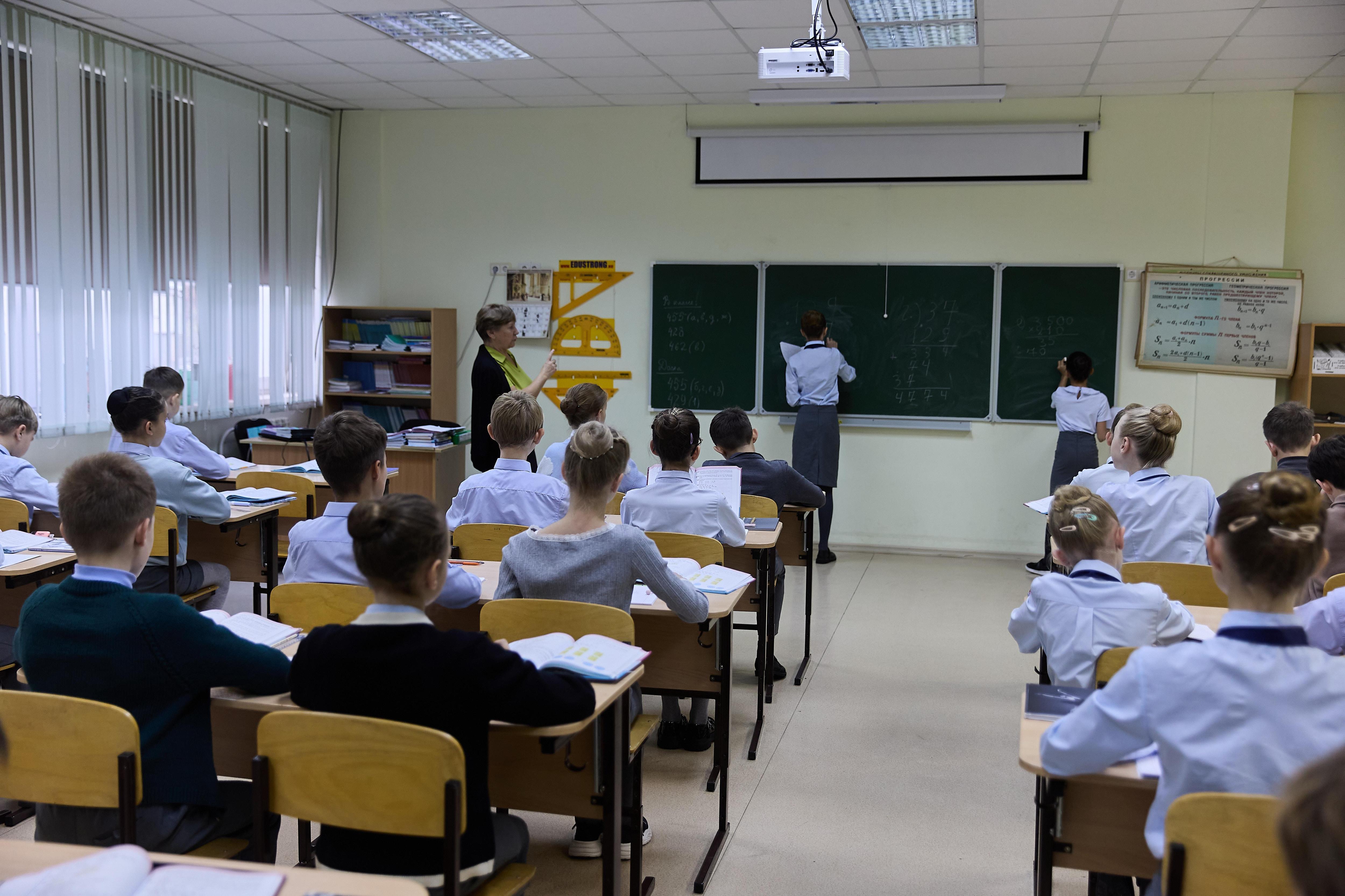 В Рособрнадзоре назвали самую большую ошибку в школьном образовании: при чем тут ЕГЭ. Новости 29 октября