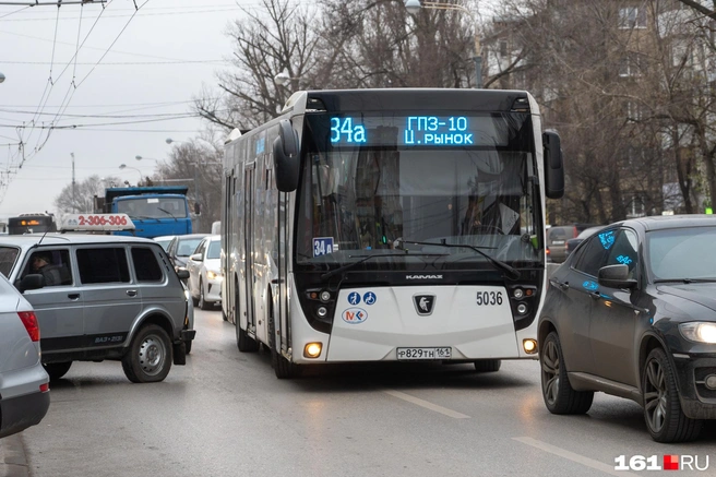 Зарплаты удалось повысить благодаря дорожающему проезду | Источник: Евгений Вдовин / 161.RU