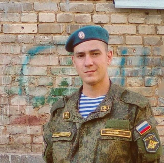 WormGanger проходил срочную службу в рядах воздушно-десантных войск | Источник: РРХП / Vk.ru