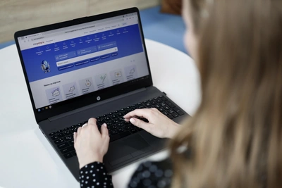 «Я вообще ничего не делала»: в Екатеринбурге блокируют «Госуслуги»