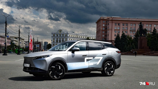 Проблема Omoda C7 — обилие конкурентов. Распугивать их она будет своим плотоядным дизайном | Источник: Артем Краснов
