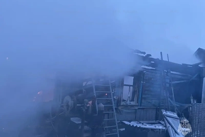 Ветер и метель усугубили пожар в Орловской области