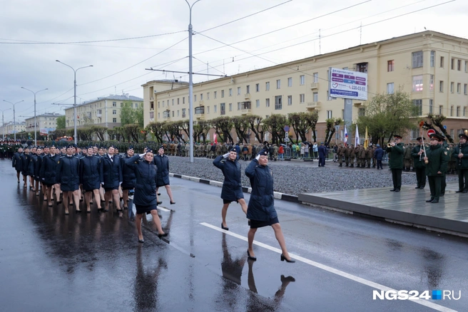 Самые красивые на этом шествии | Источник: Нина Паршина / NGS24.RU
