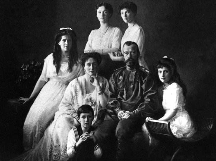 Спасти царскую семью: почему Георг V отказал в помощи своему кузену Николаю II?