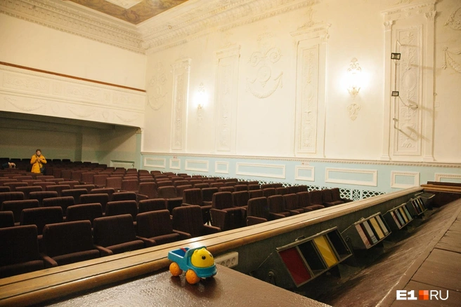 Кузбассовцы предложили иные варианты решения проблем с бюджетом, например сократить на 40% количество чиновников | Источник: Марина Молдавская / E1.RU