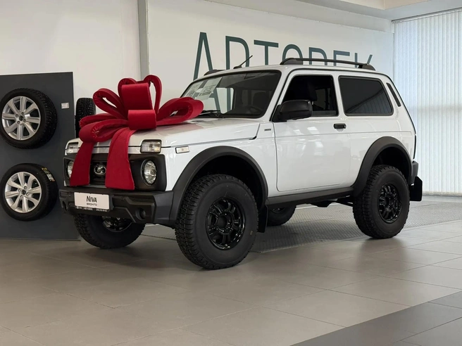 LADA Niva Bronto — автомобиль, заточенный под бездорожье | Источник: АВТОВЕК LADA