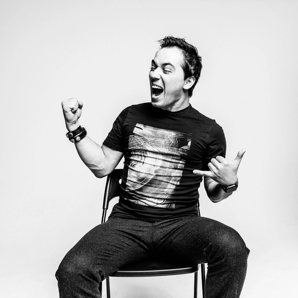 Газманов-младший старается не подражать звездному отцу